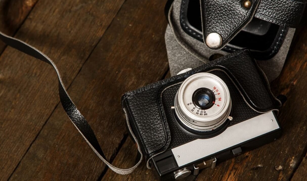 Timeless Treasures: A Guide To Buying Vintage Cameras Online