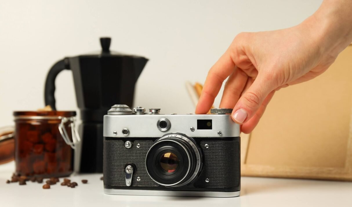 From Film to Frame: Mastering Photography with Vintage Cameras